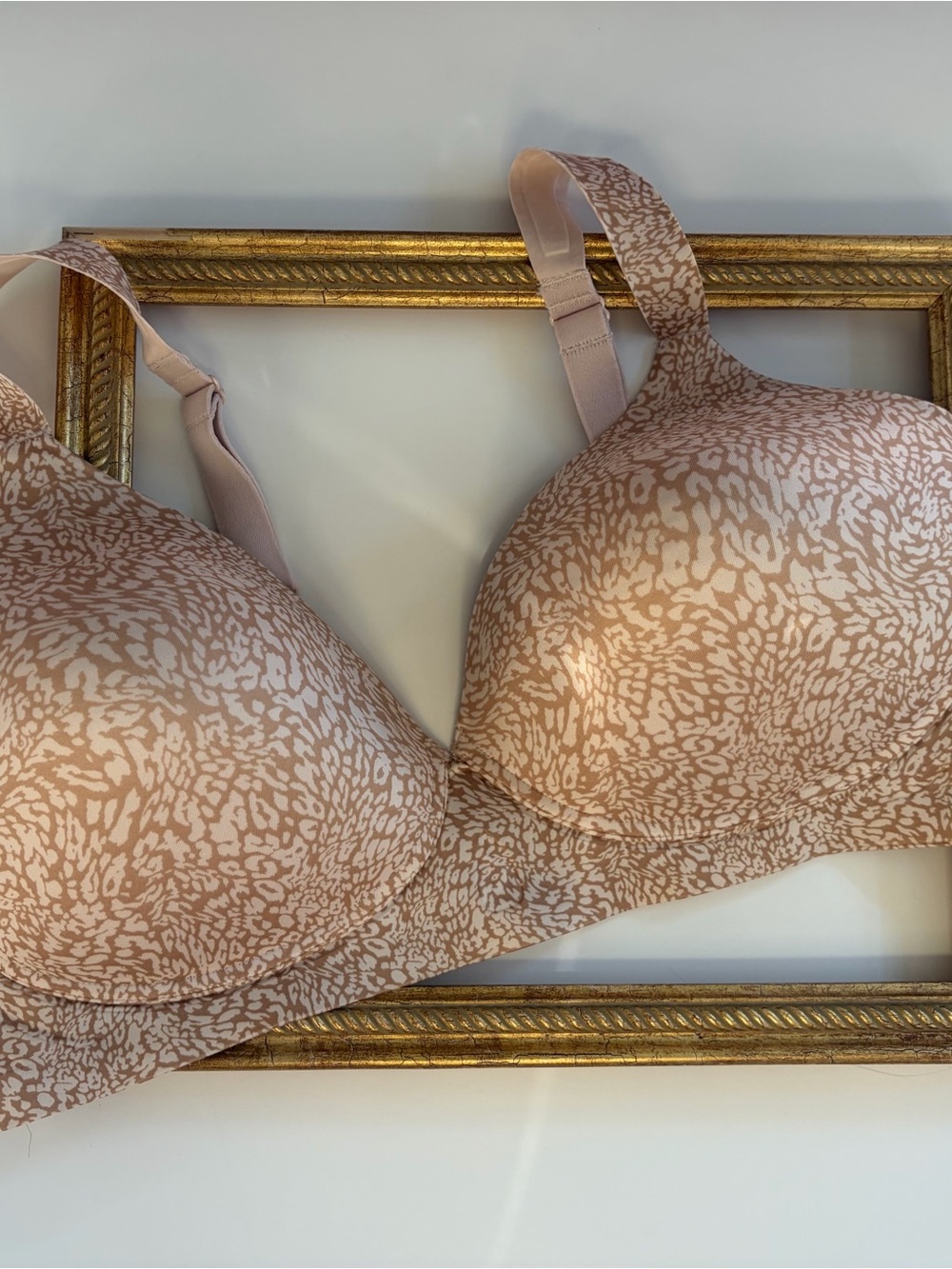 BALI  plus size Seamless Nude Animal-Print T-Shirt Bra size 2xl